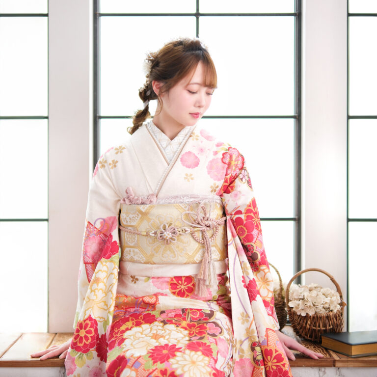 inagoya■七五三・前撮り応援フェア☆まとめ買いがお得!!【四つ身+襦袢】黒 御所車 7歳女の子用 正絹 中古 着用可 お祝いp7166mz inagoya□七五三・前撮り応援フェア☆まとめ買いがお得!!四つ身+襦袢